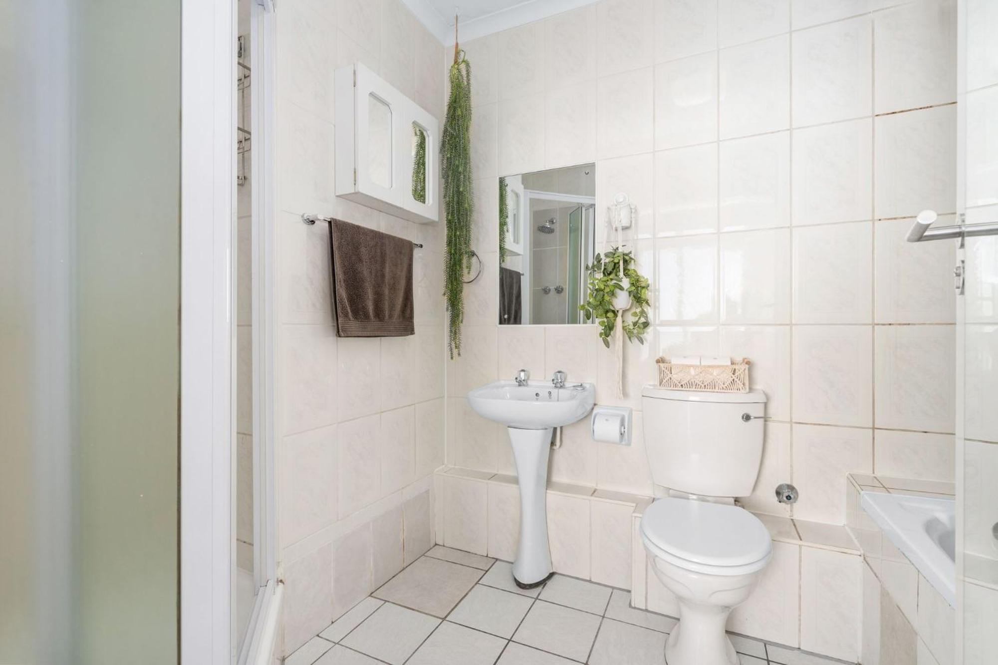 Apartment Odeon Towers 808 By Host Agents *